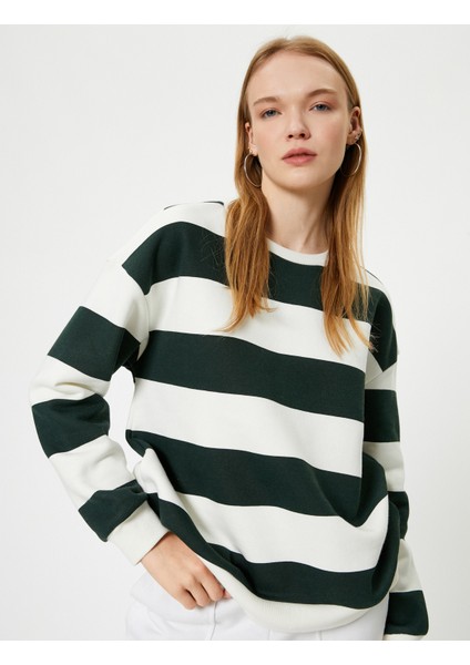 Bisiklet Yaka Sweatshirt Relax Fit Uzun Kollu