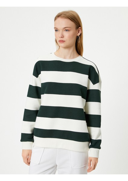 Bisiklet Yaka Sweatshirt Relax Fit Uzun Kollu modelleri