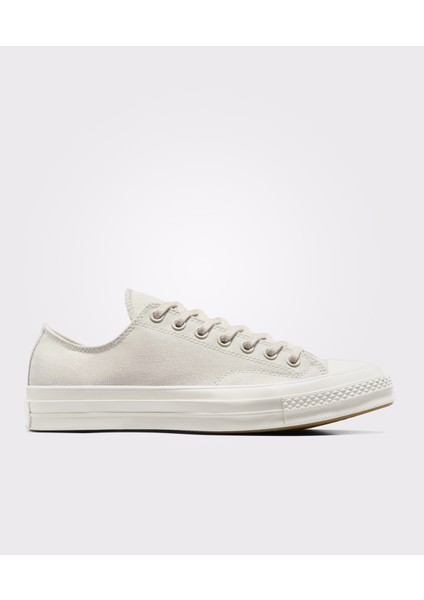 Chuck 70