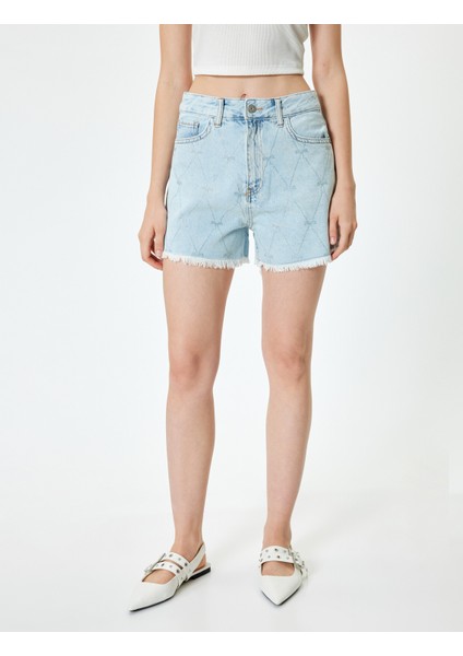 Mini Kot Şort Fiyonk Taş Işlemeli Düğmeli Cepli Rahat Kalıp Püsküllü Paça modelleri