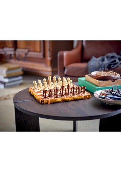 Exclusive 40719 Traditional Chess Set
