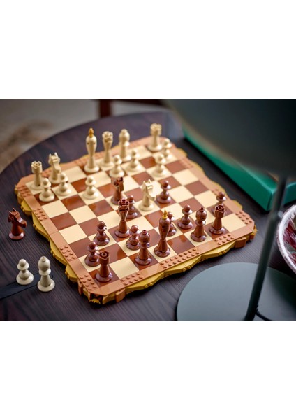 Exclusive 40719 Traditional Chess Set
