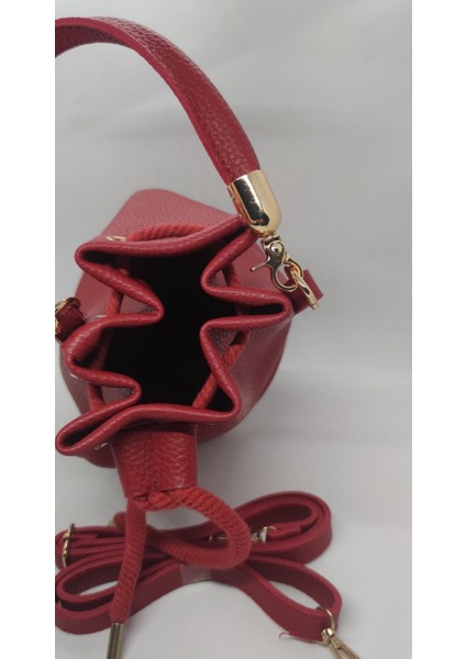 Buket Model Büzgülü Kırmızı Çanta fırsatları