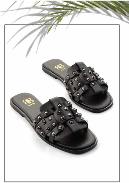 Siyah Kadın Terlik K04024010009