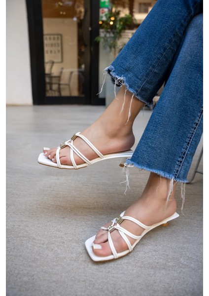 Cannes Beyaz Taş Aksesuar Detaylı 4cm Özel Topuklu Kadın Terlik modelleri