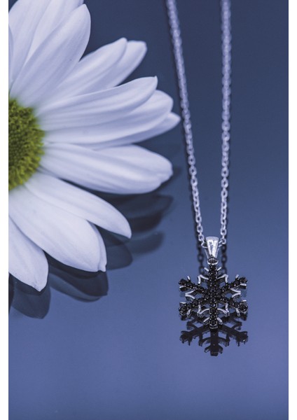 Kadın Orjinal 925 Ayar Gümüş Zirkon Taşlı Kar Tanesi Model Kolye fırsatları