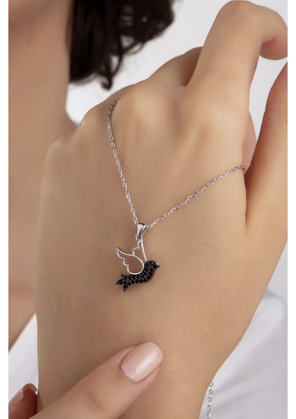 Kadın Orjinal 925 Ayar Gümüş Zirkon Taşlı Güvercin Kuş Model Kolye
