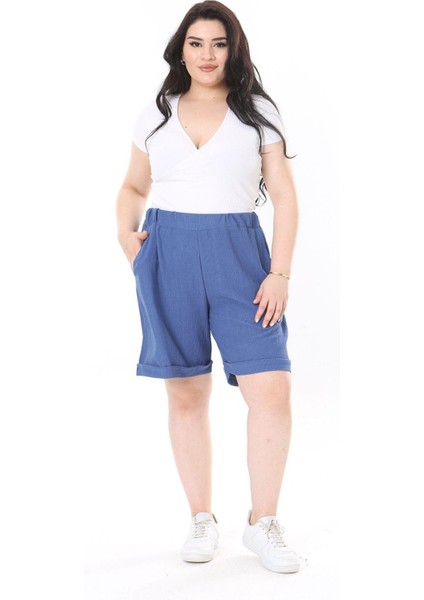 Kadın Büyük Beden Gri Bürümcük Kumaş Beli Lastikli Yan Cepli Şort 65N37979