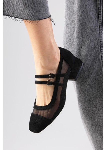 Isabel Siyah Renk Süet Küt Burunlu File Detaylı Kadın Kısa Topuklu Ayakkabı fiyatları