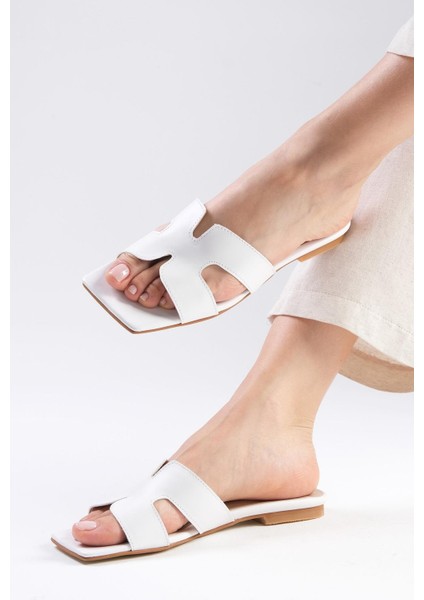 Margo Beyaz Renk Kadın Küt Burunlu Düz Terlik fiyatları