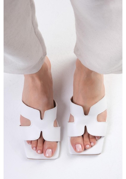 Margo Beyaz Renk Kadın Küt Burunlu Düz Terlik fırsatları