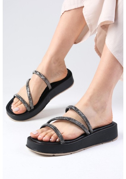 Palmira Siyah Renk Küt Burunlu Şişme Bantlı Kadın Düz Terlik indirimleri