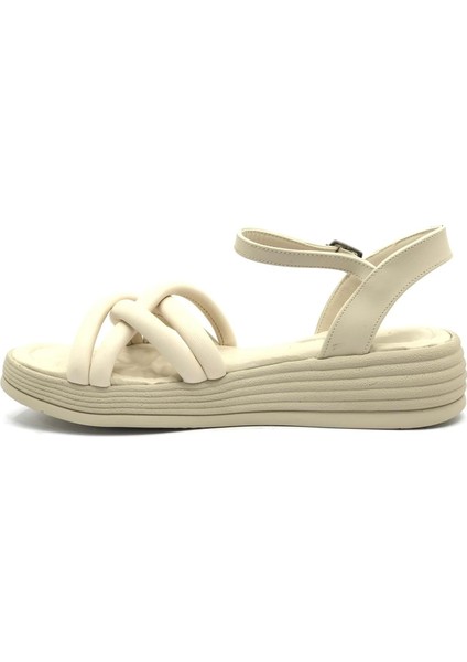 Feles Düz Taban Çapraz Detaylı Kadın Sandalet fırsatları