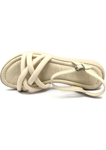 Feles Düz Taban Çapraz Detaylı Kadın Sandalet indirimleri