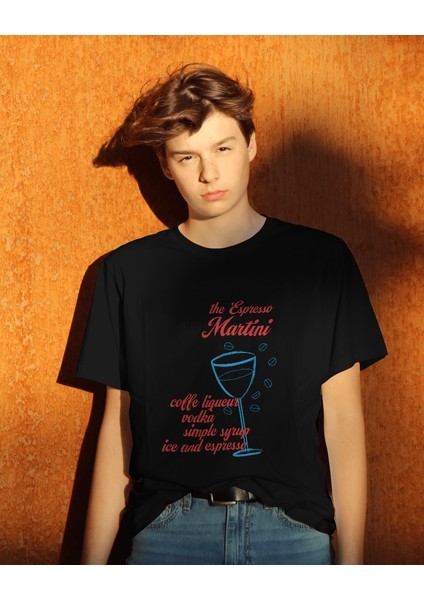 Espresso Martini Kokteyl Tasarım Relaxed Fit Erkek Önü Baskılı Tişört