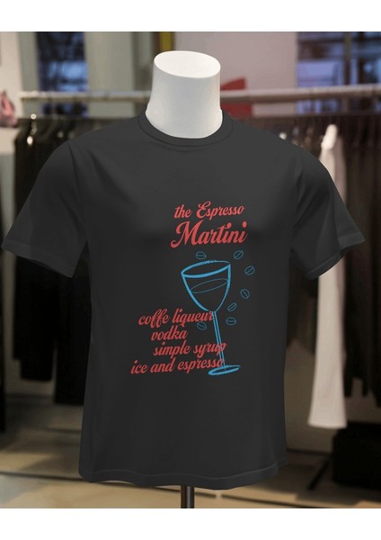 Espresso Martini Kokteyl Tasarım Relaxed Fit Kadın Önü Baskılı Tişört fırsatları