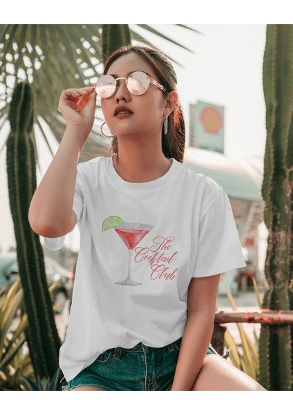 The Coctail Club Tasarım Relaxed Fit Kadın Önü Baskılı Tişört fırsatları