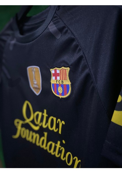 Barcelona Lionel Messi 2010/11 Sezonu Nostaji Forması fırsatları