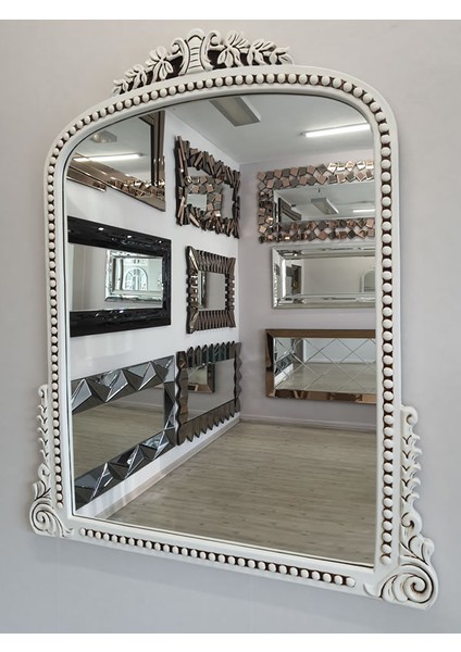 Lady Aging White Model Eskitme Beyaz Renk Dekoratif Ayna