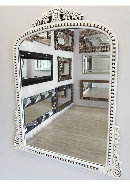 Lady Aging White Model Eskitme Beyaz Renk Dekoratif Ayna