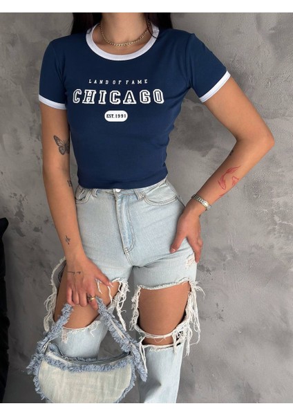 Chicago Yazılı Baskılı Bisiklet Yaka Kısa Kollu Kadın Crop T-Shirt