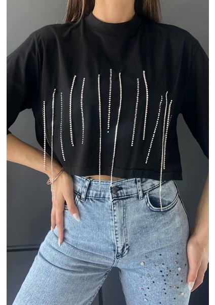 Kadın Sallanan Hareketli Taş Detaylı Şık T-Shirt T-Shirt