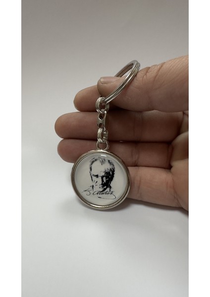Atatürk Resimli Yazılı Metal Anahtarlık Çift Yönlü (1 Adet)