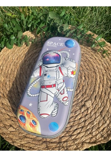 Astronot Kabartmalı 3 Boyutlu 3D Temalı Eva Kalemlik Kalem Kutusu Gri