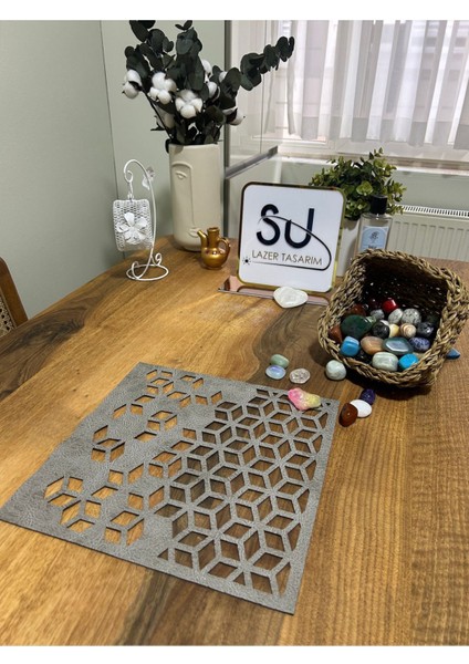 Şık Suni Deri Peçeteler - Masa Dekorasyonunuzu Tamamlayın