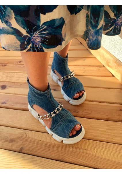 Kadın Kot Sandalet – Günlük Rahatlık ve Şıklık