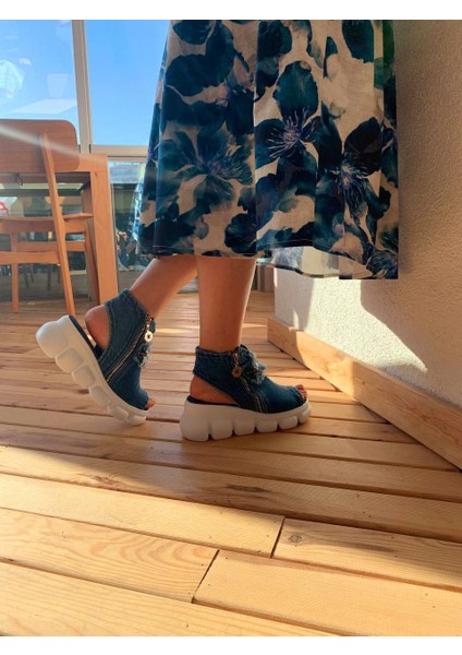 Fermuarlı Kadın Kot Spor Sandalet – Günlük Rahatlık ve Şıklık fiyatları
