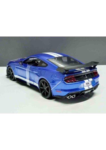 1:18 2020 Shelby Mustang Gt 500 modelleri