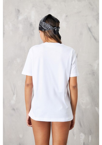 Limes Yazılı Limon Tasarım Baskılı Beyaz Kadın T-Shirt fiyatları