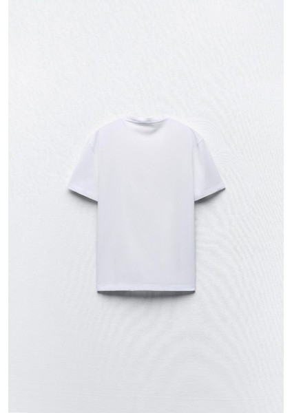 Kokteyl Kadeh Tasarım Baskılı Beyaz Kadın T-Shirt fırsatları