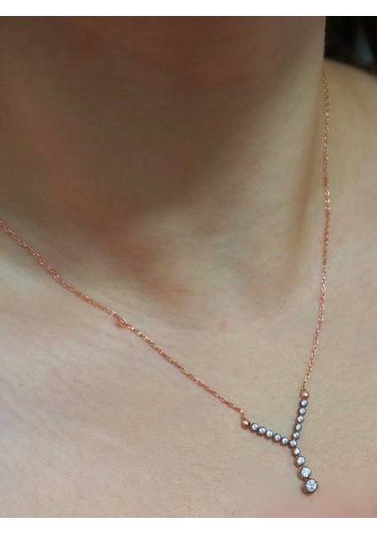 Elmas Montürlü Su Damlası Kolye