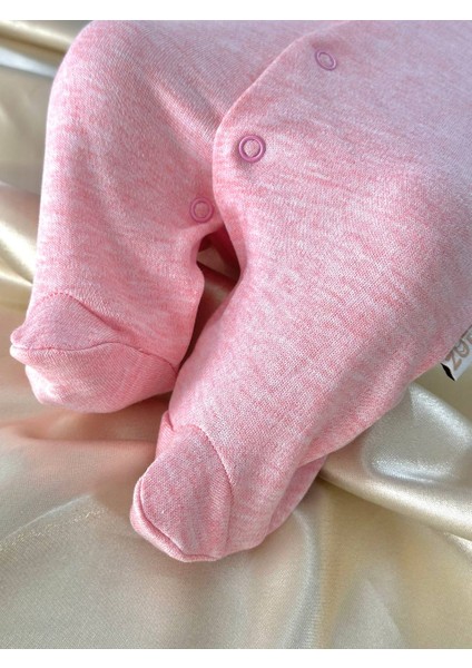 Prematüre Kız Bebek Minik Dinazor Nakışlı Tulum ve Şapka fırsatları