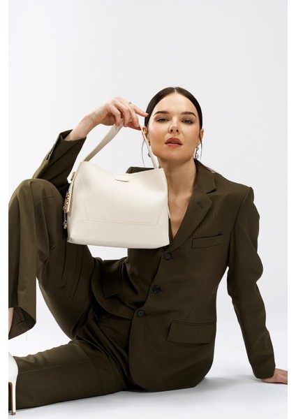 Tekno Trust İmitasyon Deri Iç Cüzdanlı Kadın El ve Omuz Çantası Dokuma Suni Deri Bej Tüm Yaş Grupları 100% Suni modelleri