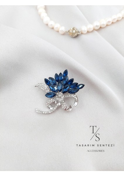 Broş Metal Rozet Buket Mavi Taşlı Kristal Fiyonk Yaka Kıyafet Şapka Takı Aksesuar Hediye