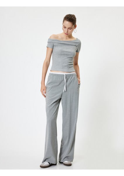 Kısa Kollu Tişört Omzu Açık Slim Fit fiyatları