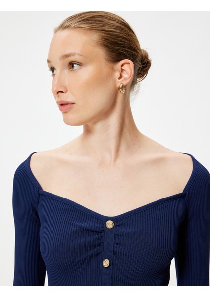 Kalp Yaka Triko Kazak Gold Düğme Detaylı Uzun Kollu fiyatları