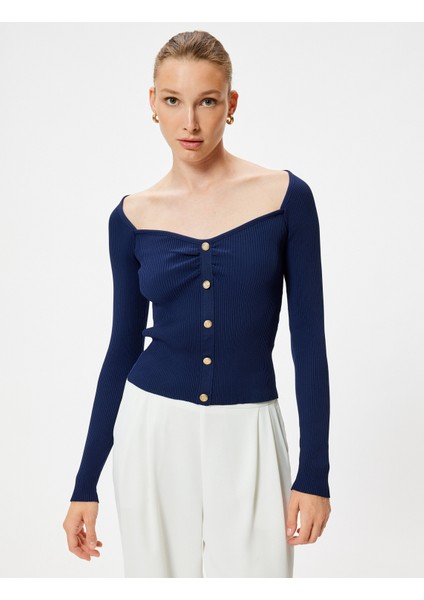 Kalp Yaka Triko Kazak Gold Düğme Detaylı Uzun Kollu modelleri