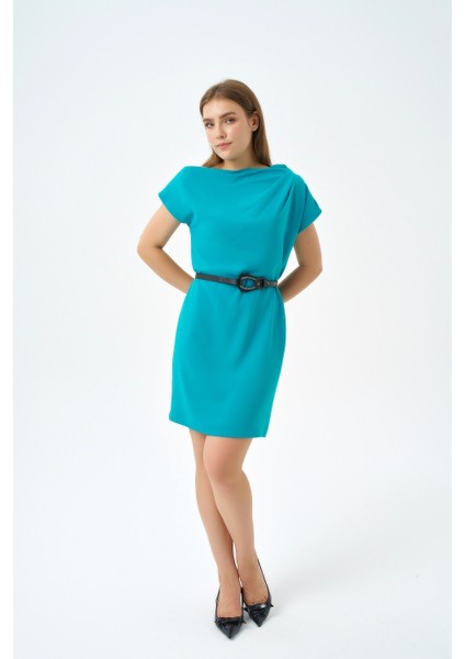 Kemer Aksesuar Detaylı Mini Tasarım Elbise modelleri