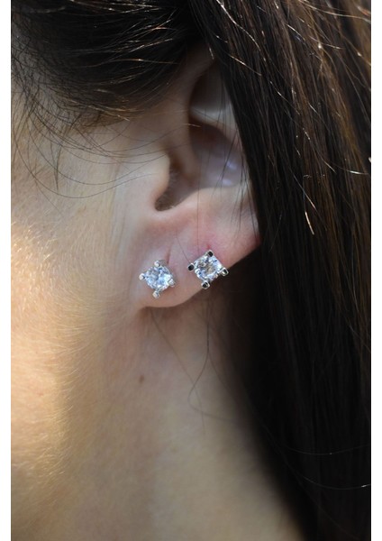 14 Ayar Altın Takoz Tırnak Tek Taş Küpe modelleri