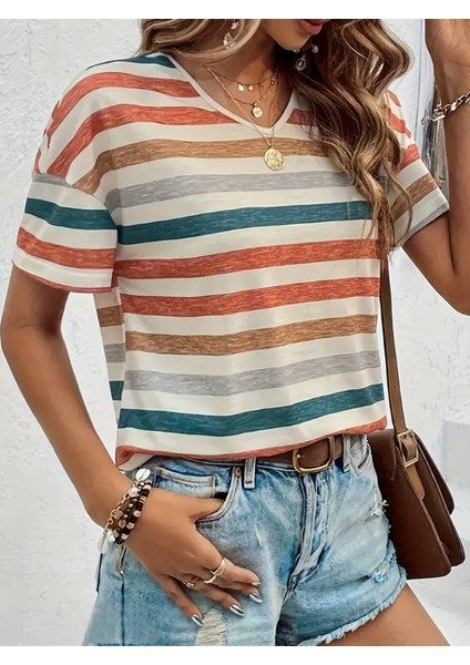 Kadın Kısa Kollu V Yaka Çizgili Süprem T-Shirt fiyatları
