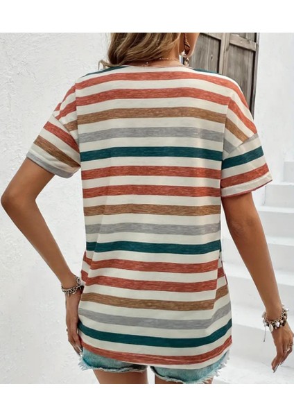 Kadın Kısa Kollu V Yaka Çizgili Süprem T-Shirt modelleri