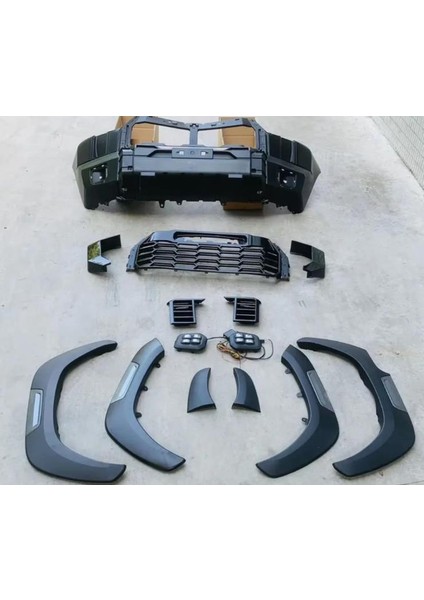 Toyota Hilux 2016-2019 Uyumlu Tundra Body-Kit (Far, Stop, Sis Dahil)