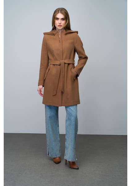 Çıkabilir Kapüşonlu Metal Çıt Çıt Aksesuarlı Kaban Taba 3021 modelleri