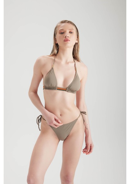 Biyeli Üçgen Bikini Takımı