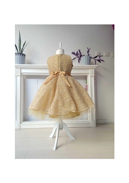 Kız Çocuk Abiye ve Elbise fırsatları