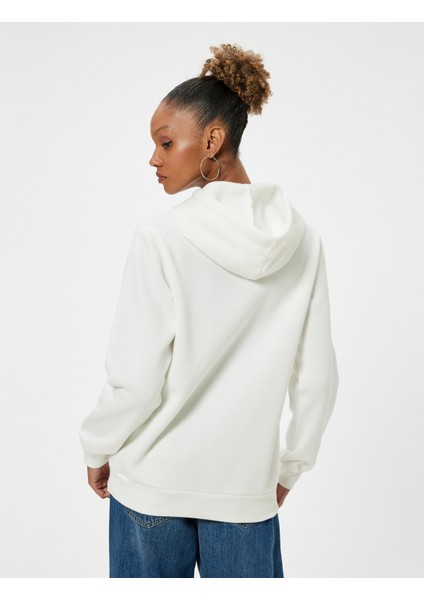 Oversize Kapüşonlu Sweatshirt Kanguru Cep Detaylı Baskılı Şardonlu fırsatları